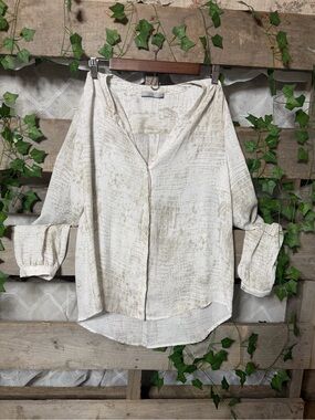 Dalia Light Cream Textured Button-Down Blouse